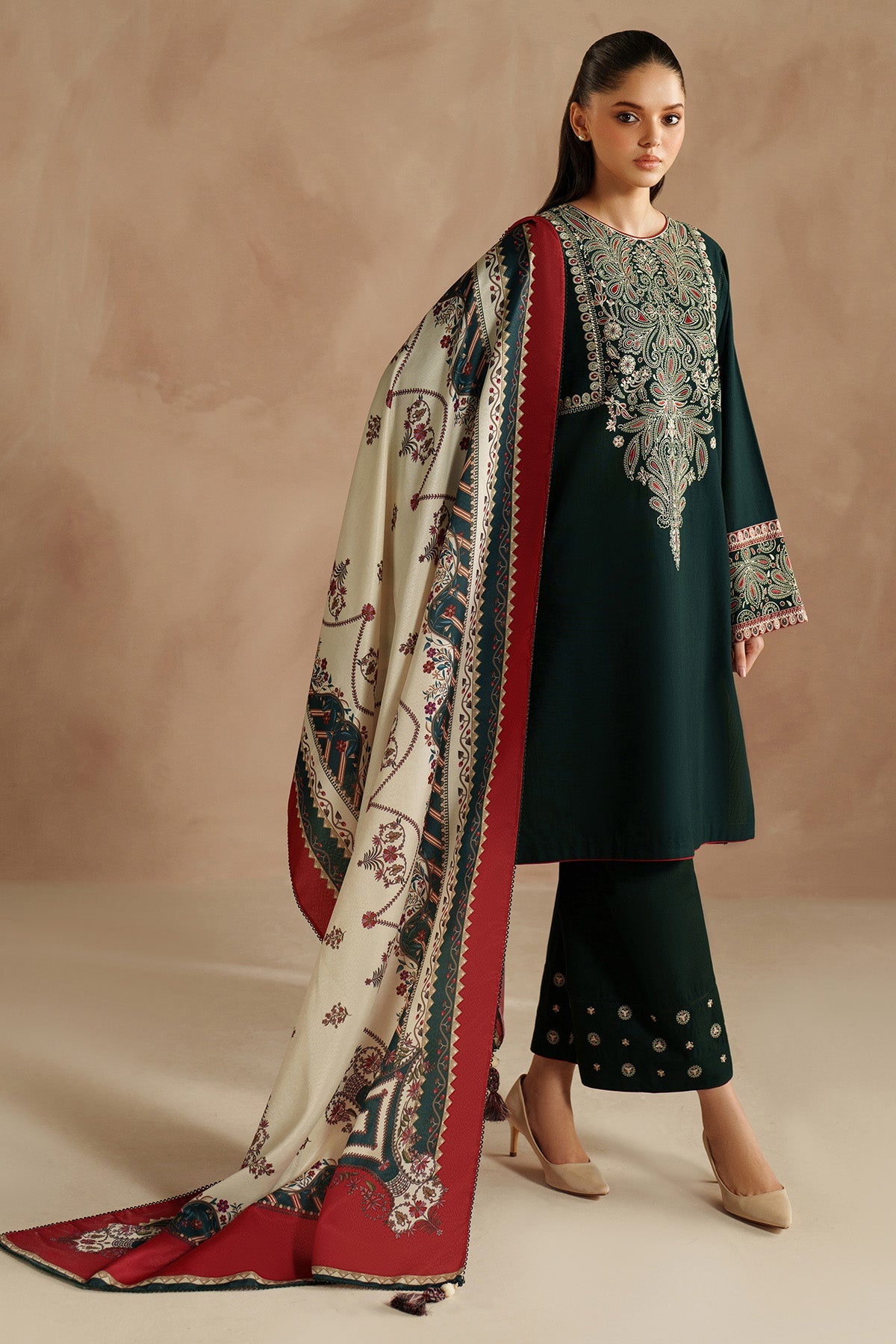 jazmin-3 PC Winter Dhanak Embroidred - V025