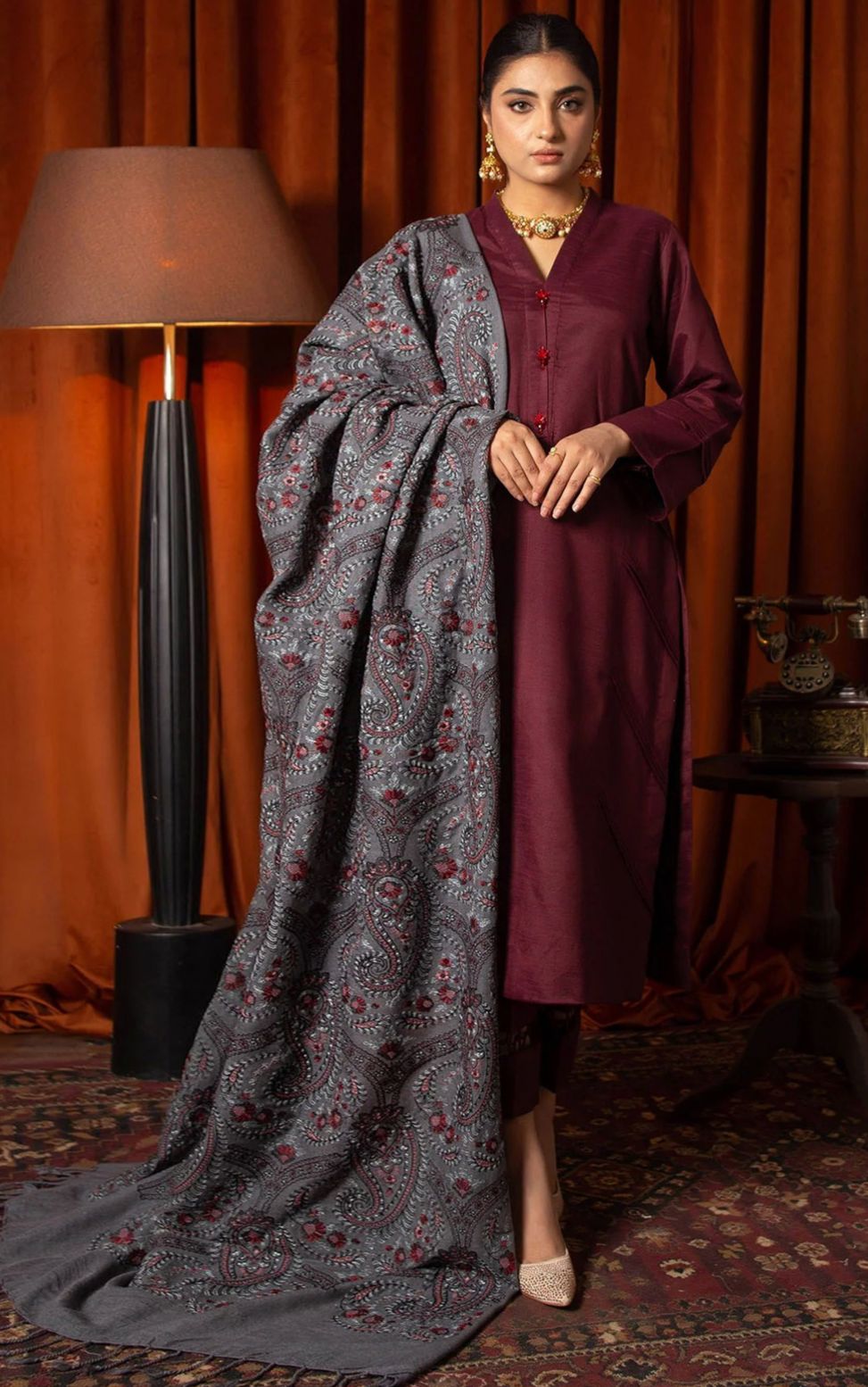 Motifz-3 PC Winter Dhanak Embroidred - V024