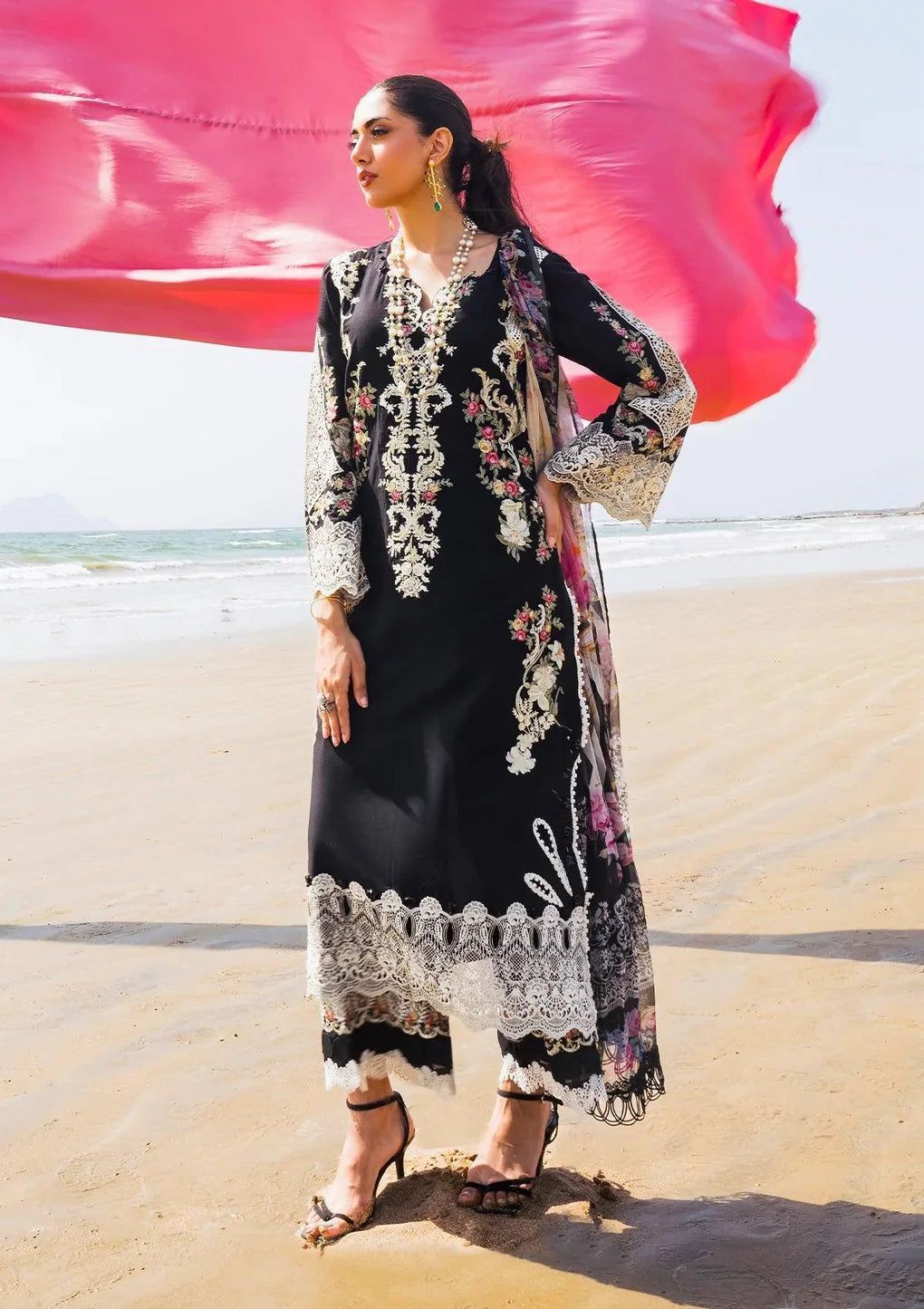 Sahane-3 PC Winter Dhanak Embroidred - V028