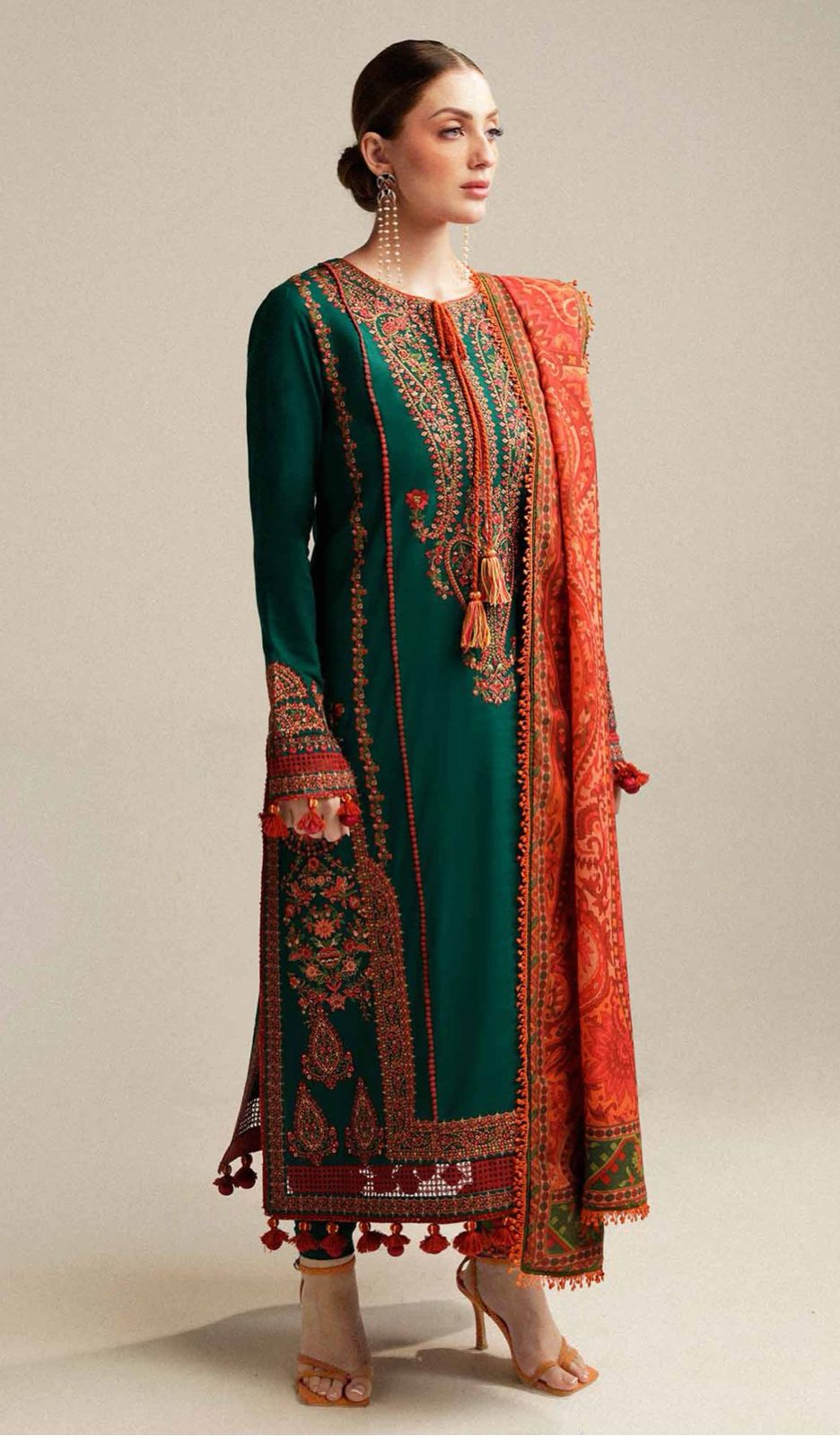 Hussain Rehar-3 PC Winter Dhanak Embroidred - V026