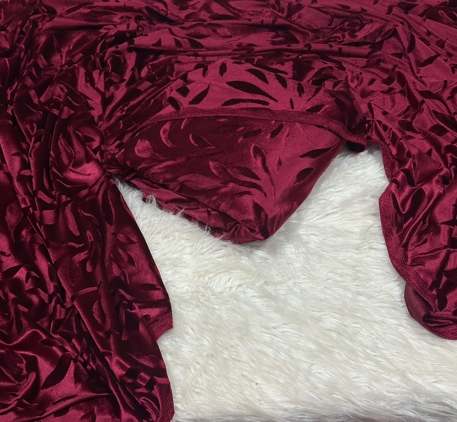 Indian velvet - 2 PC Plachi Velvet - V098