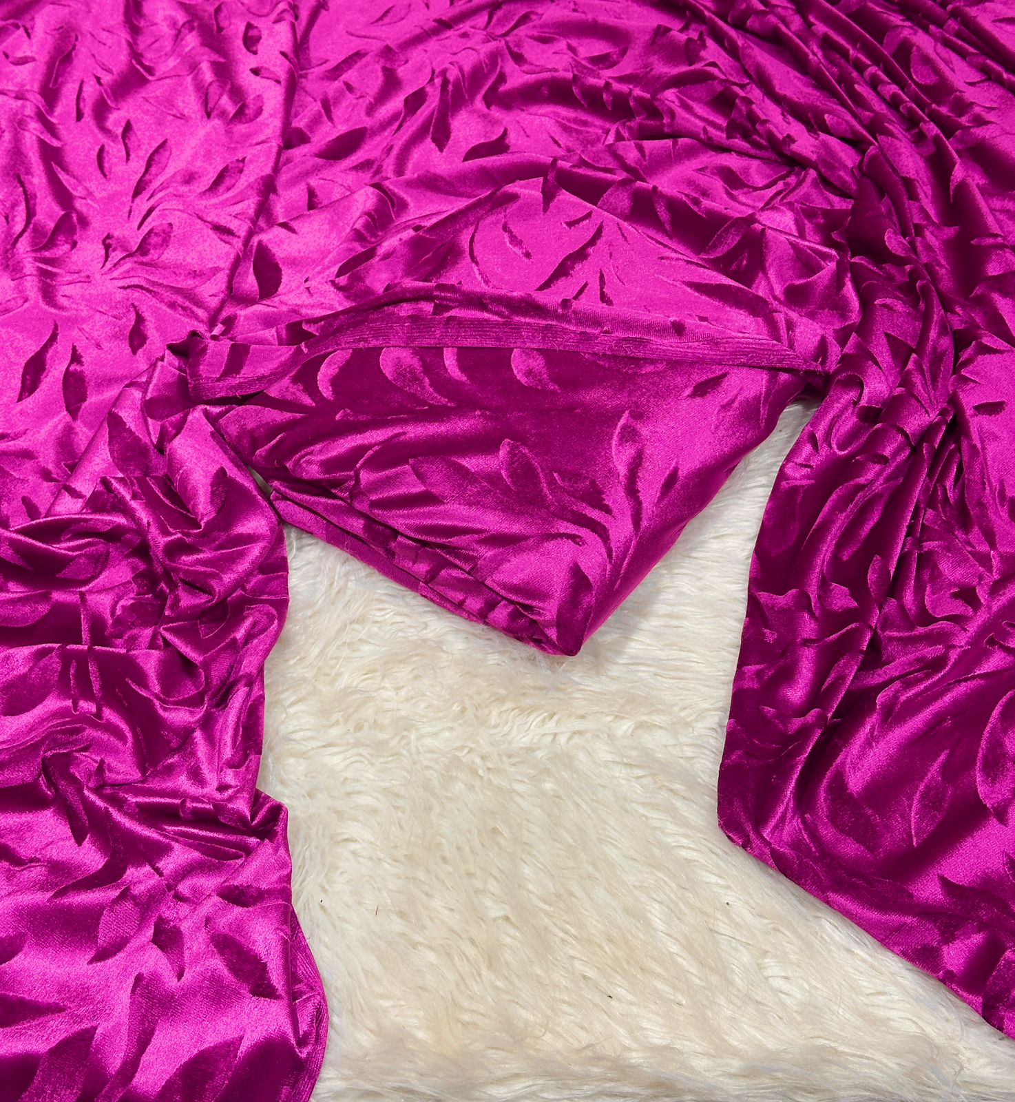 Indian velvet - 2 PC Plachi Velvet - V096