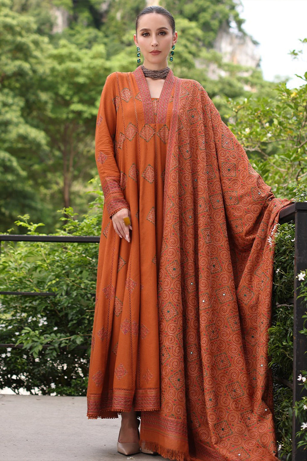 Breeze-3 PC Winter Dhanak Embroidred - V026